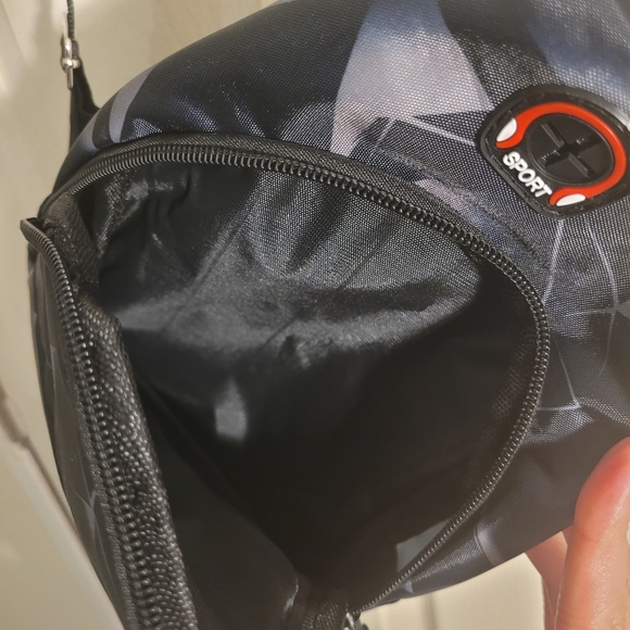 XPLOR Crossbody Sling Bag NWOT - Picture 7 of 8